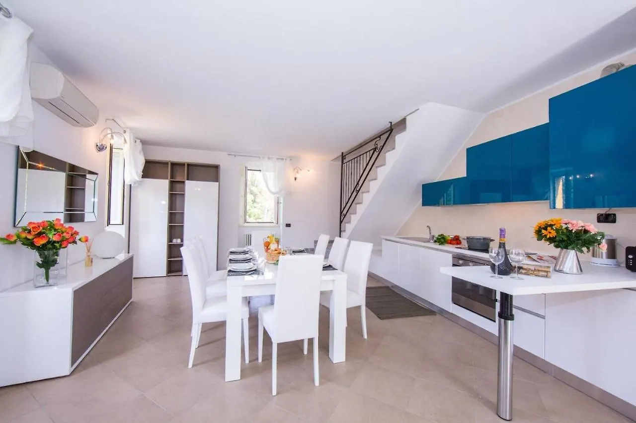 Bellagio Balcone Apartment