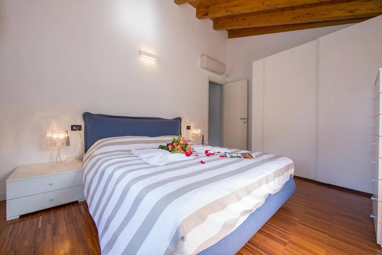 Bellagio Balcone Apartment 0*,  Italy