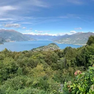 Casa Beach: Pool, 100m Lake & Near City Bellagio